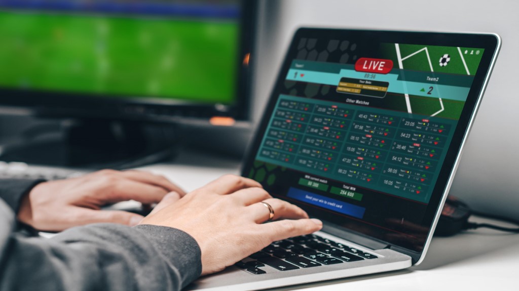 Penerapan Teori Permainan dalam Taruhan Sepak Bola - Idn Sport